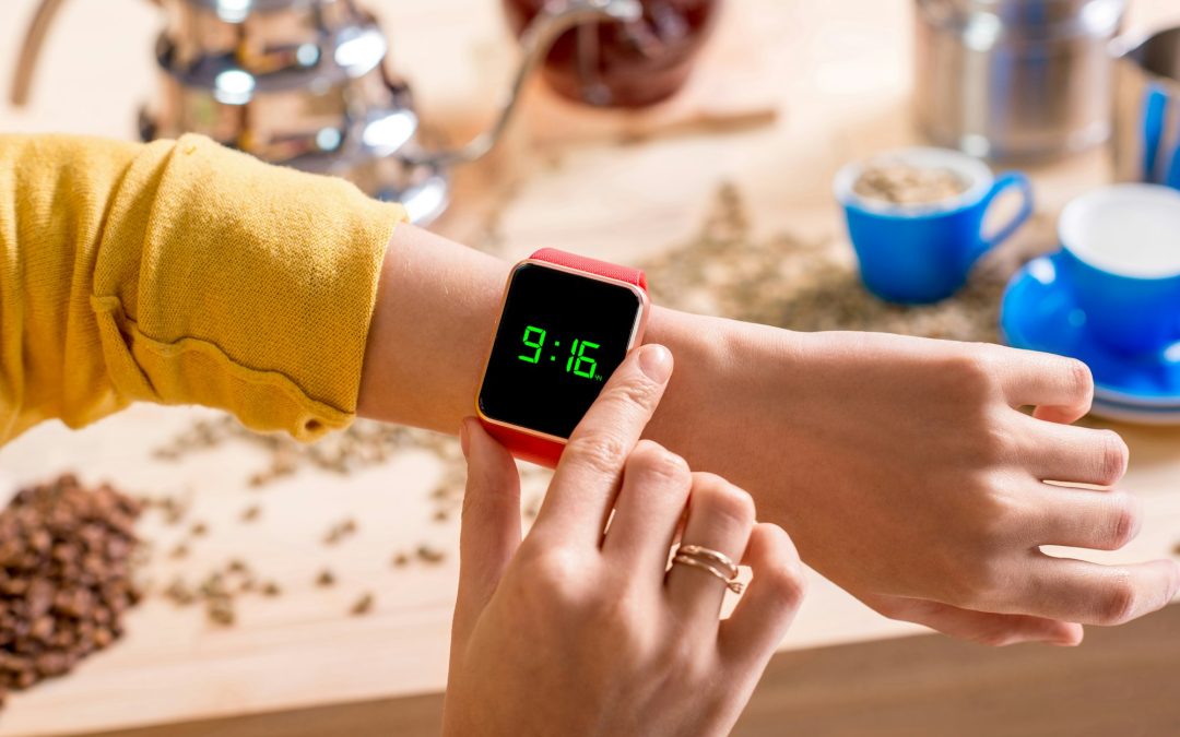 Navigating the Capabilities of Smartwatches in Personal Health Monitoring